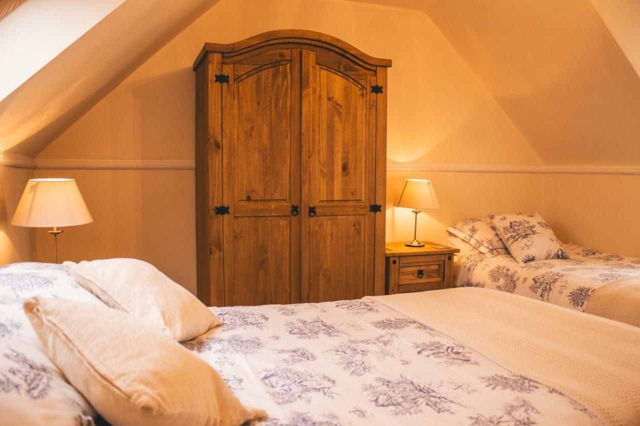 The Mouries Holiday Cottage Fochabers Buitenkant foto